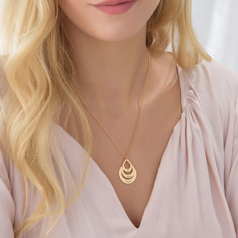 Gravierte Tropfenkette